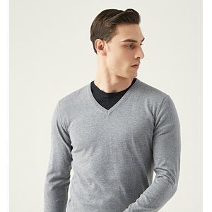 DAMAT Grey V-Neck Knitwear